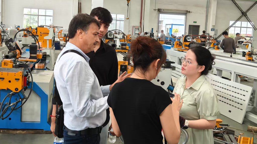 Indian Office Chair Client Visits Factory for Tube Shrinking Machine Consultation: Precisely Solving the Processing Problems of Shock Absorber Suspension and Caster Wheels